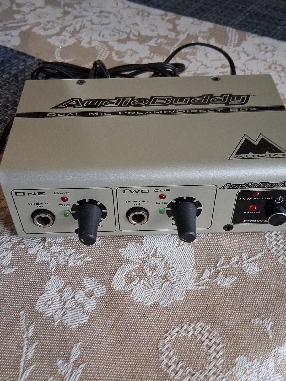 Silver Dual Mic Preamp / DI Box